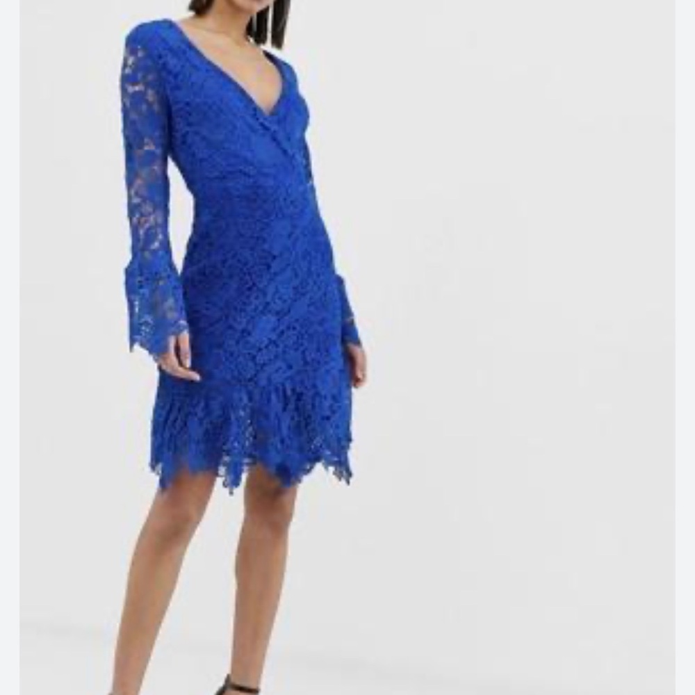 MISSGUIDED women’s crochet lace long sleeve blue midi dress size 4 Nwt - Picture 2 of 9